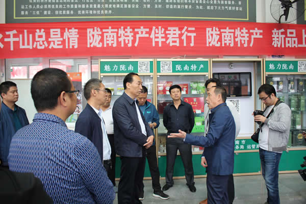 市安委辦主任、安監(jiān)局局長李永宏一行到隴運集團(tuán)公司檢查指導(dǎo)工作