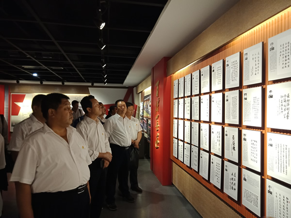 隴運集團公司黨委開展“不忘初心、牢記使命”紀念建黨98周年主題黨日活動